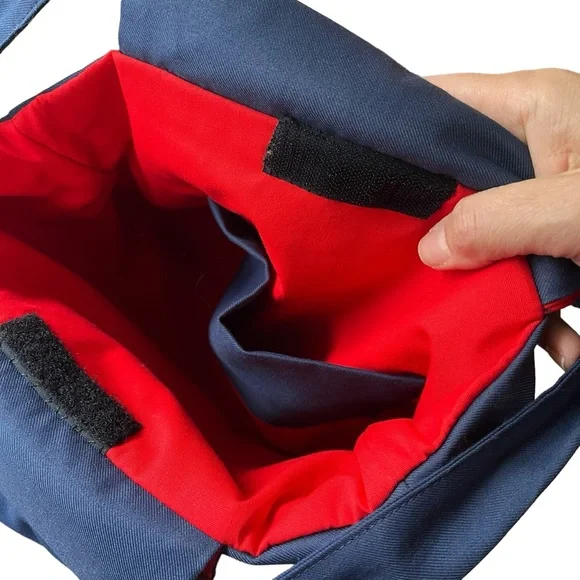 Vintage Tori Totes of Georgia lighthouse handbag with wooden clasp navy red - Picture 13 of 15